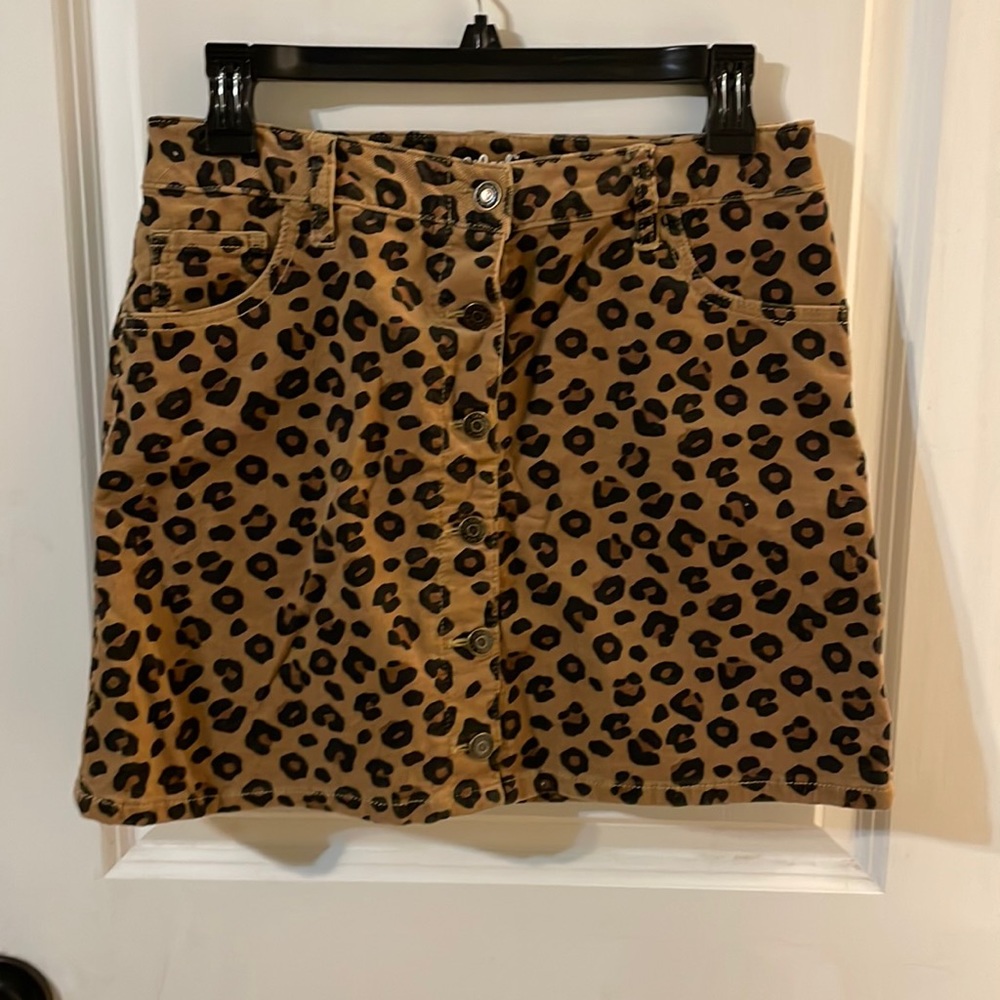 Girls leopard skirt